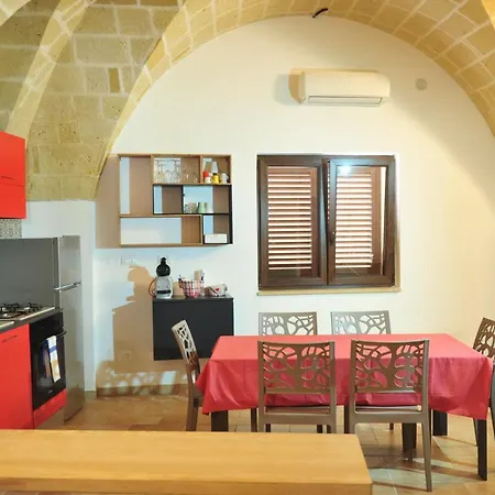La Casetta Appartamenti Taranto Esterno foto